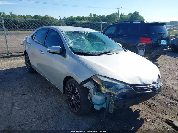 2T1BURHE1GC728329 2016 TOYOTA COROLLA - Image 1