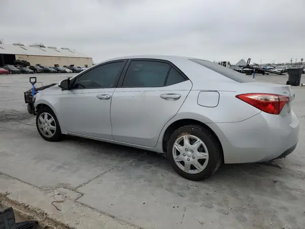 2T1BURHE1HC746962 2017 TOYOTA COROLLA - Image 2