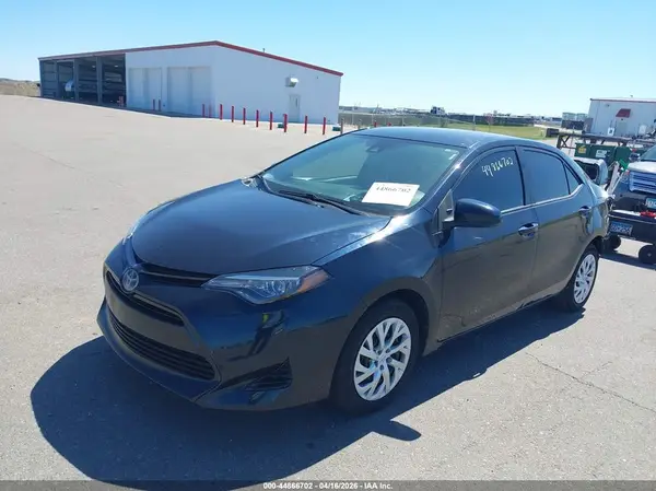 2T1BURHE1HC753717 2017 TOYOTA COROLLA - Image 2