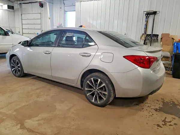 2T1BURHE1HC758366 2017 TOYOTA COROLLA - Image 2
