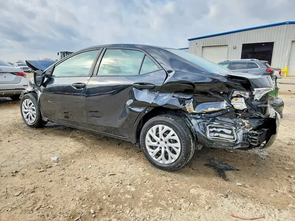 2T1BURHE1HC760957 2017 TOYOTA COROLLA - Image 2