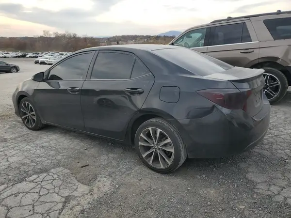 2T1BURHE1HC761011 2017 TOYOTA COROLLA - Image 2