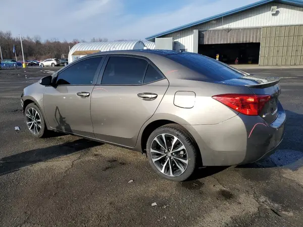 2T1BURHE1HC764488 2017 TOYOTA COROLLA - Image 2