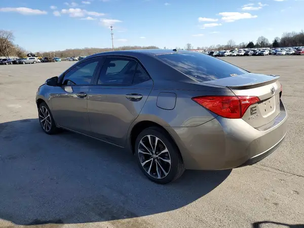 2T1BURHE1HC769688 2017 TOYOTA COROLLA - Image 2