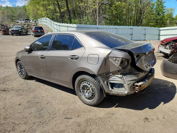 2T1BURHE1HC775393 2017 TOYOTA COROLLA - Image 2