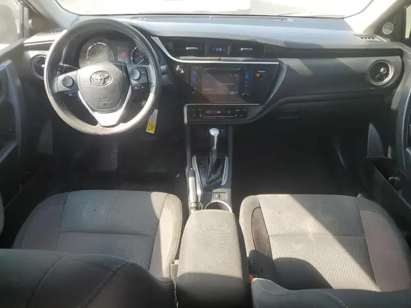 2T1BURHE1HC775829 2017 TOYOTA COROLLA - Image 8