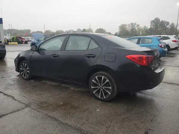 2T1BURHE1HC775877 2017 TOYOTA COROLLA - Image 2