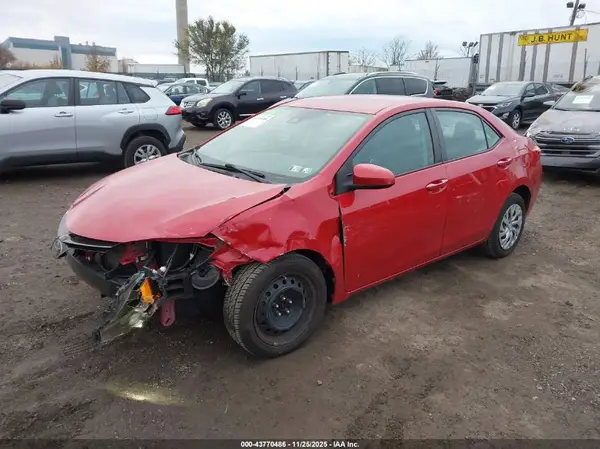 2T1BURHE1HC776401 2017 TOYOTA COROLLA - Image 2