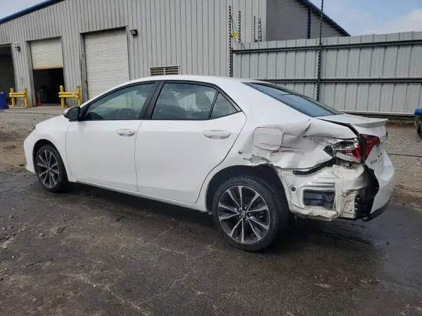 2T1BURHE1HC781582 2017 TOYOTA COROLLA - Image 2