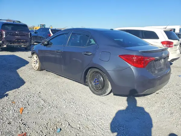 2T1BURHE1HC782411 2017 TOYOTA COROLLA - Image 2