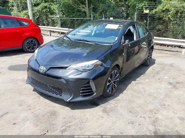 2T1BURHE1HC783946 2017 TOYOTA COROLLA - Image 2
