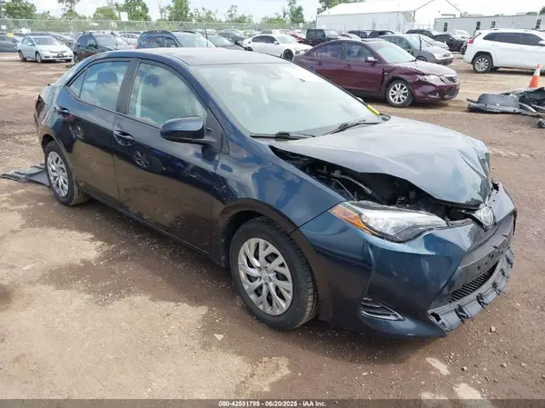2T1BURHE1HC788337 2017 TOYOTA COROLLA - Image 1