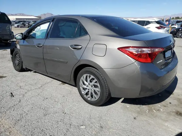 2T1BURHE1HC796678 2017 TOYOTA COROLLA - Image 2