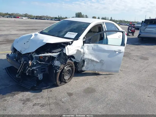 2T1BURHE1HC803547 2017 TOYOTA COROLLA - Image 2