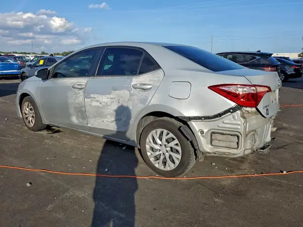 2T1BURHE1HC806626 2017 TOYOTA COROLLA - Image 2