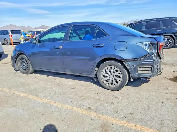 2T1BURHE1HC806660 2017 TOYOTA COROLLA - Image 2