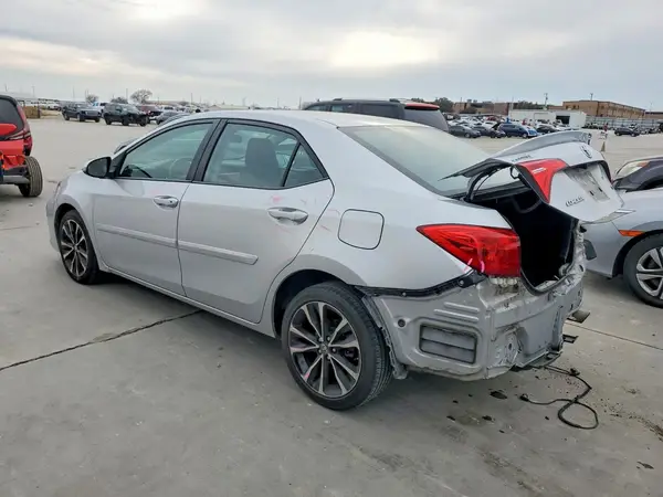 2T1BURHE1HC809154 2017 TOYOTA COROLLA - Image 2