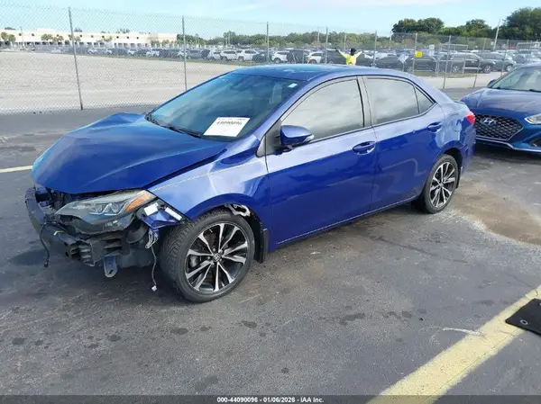 2T1BURHE1HC810790 2017 TOYOTA COROLLA - Image 2