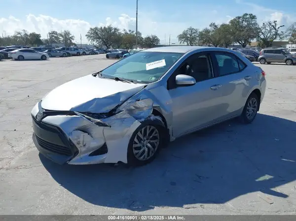 2T1BURHE1HC816993 2017 TOYOTA COROLLA - Image 2