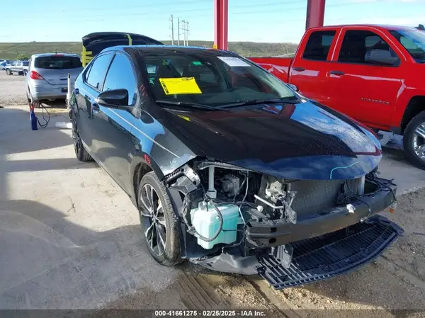 2T1BURHE1HC817674 2017 TOYOTA COROLLA - Image 1