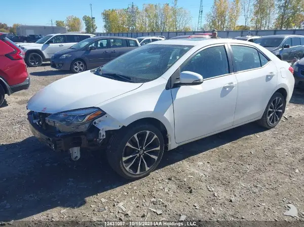 2T1BURHE1HC818601 2017 TOYOTA COROLLA - Image 2