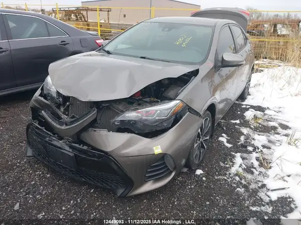 2T1BURHE1HC823085 2017 TOYOTA COROLLA - Image 2