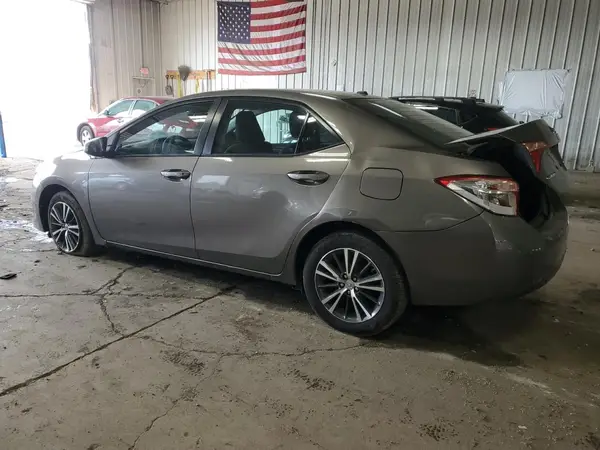 2T1BURHE1HC829338 2017 TOYOTA COROLLA - Image 2
