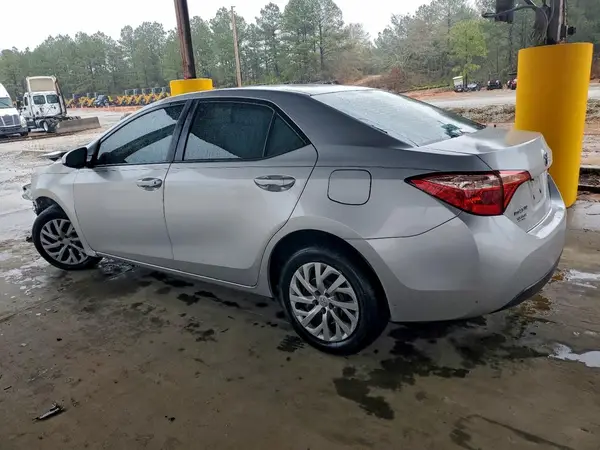 2T1BURHE1HC832983 2017 TOYOTA COROLLA - Image 2