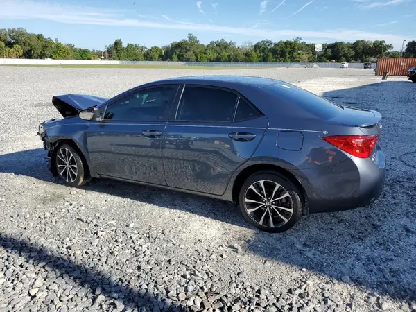 2T1BURHE1HC833423 2017 TOYOTA COROLLA - Image 2