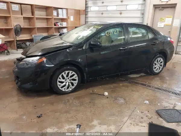 2T1BURHE1HC836645 2017 TOYOTA COROLLA - Image 2