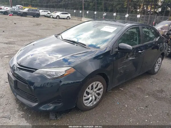 2T1BURHE1HC837066 2017 TOYOTA COROLLA - Image 2