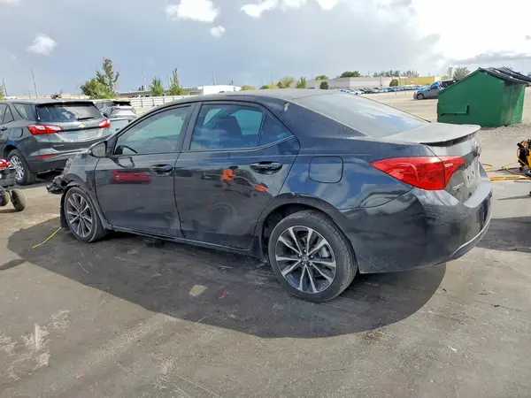 2T1BURHE1HC838184 2017 TOYOTA COROLLA - Image 2