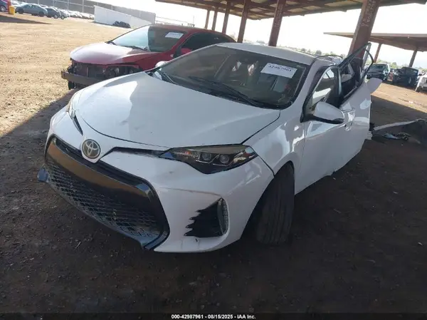 2T1BURHE1HC838704 2017 TOYOTA COROLLA - Image 2