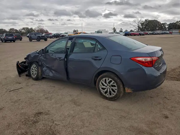 2T1BURHE1HC846317 2017 TOYOTA COROLLA - Image 2