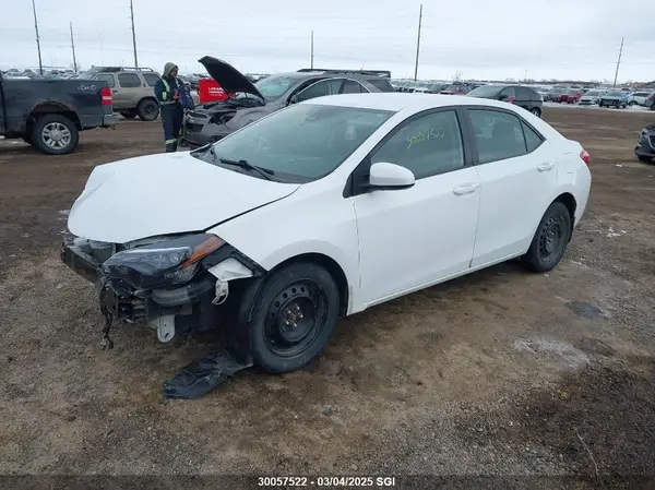 2T1BURHE1HC849783 2017 TOYOTA COROLLA - Image 2