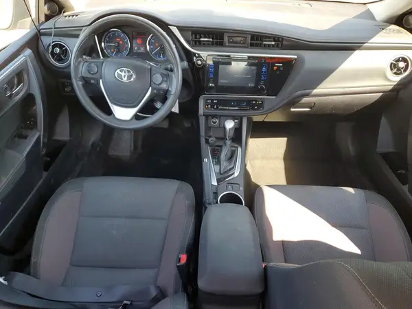 2T1BURHE1HC850142 2017 TOYOTA COROLLA - Image 8