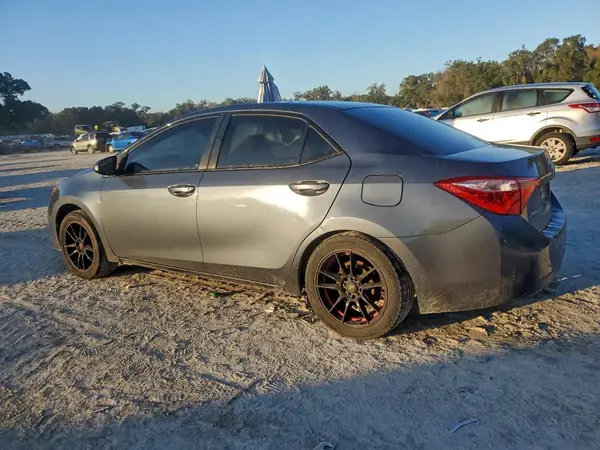 2T1BURHE1HC850657 2017 TOYOTA COROLLA - Image 2