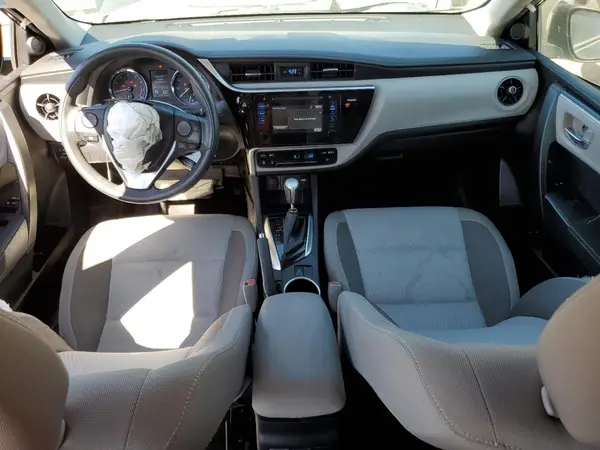 2T1BURHE1HC857057 2017 TOYOTA COROLLA - Image 8