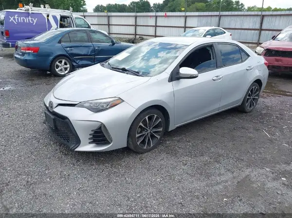 2T1BURHE1HC858211 2017 TOYOTA COROLLA - Image 2