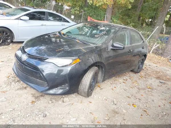 2T1BURHE1HC863294 2017 TOYOTA COROLLA - Image 2
