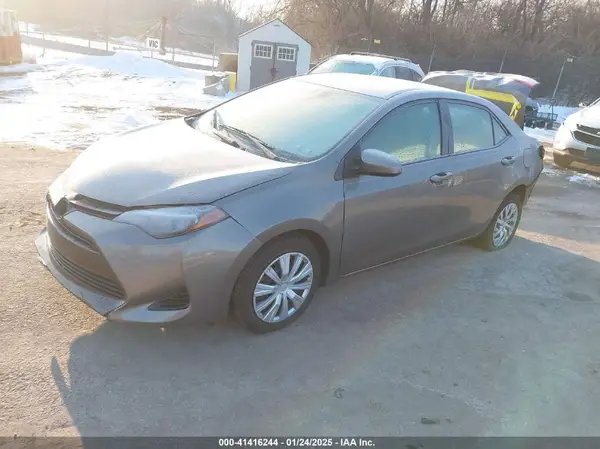 2T1BURHE1HC863683 2017 TOYOTA COROLLA - Image 2