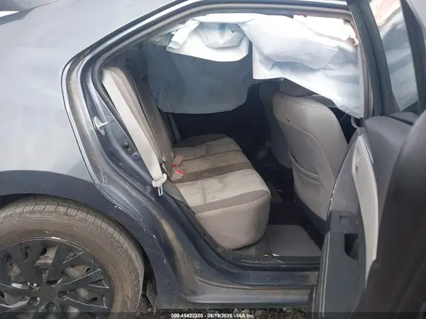 2T1BURHE1HC864087 2017 TOYOTA COROLLA - Image 8