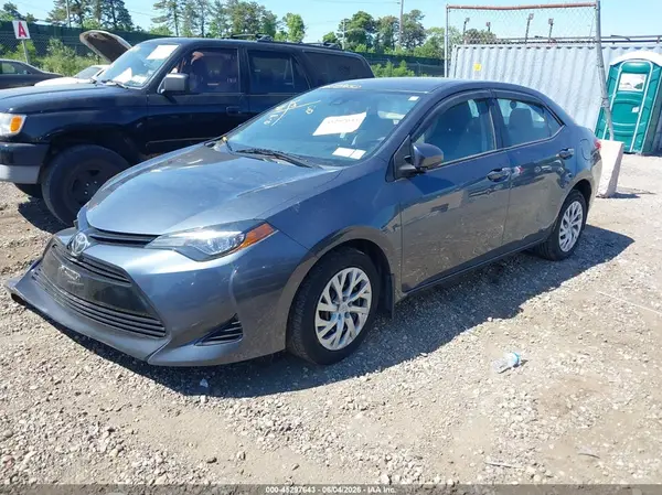 2T1BURHE1HC878247 2017 TOYOTA COROLLA - Image 2