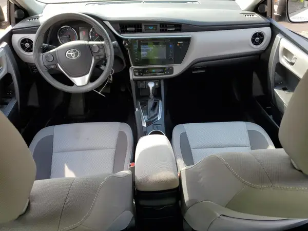 2T1BURHE1HC881245 2017 TOYOTA COROLLA - Image 8