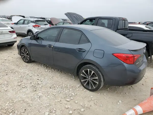 2T1BURHE1HC881813 2017 TOYOTA COROLLA - Image 2