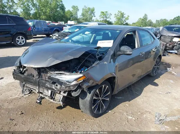 2T1BURHE1HC883027 2017 TOYOTA COROLLA - Image 2