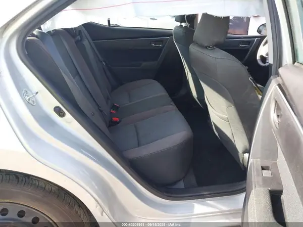 2T1BURHE1HC883562 2017 TOYOTA COROLLA - Image 8