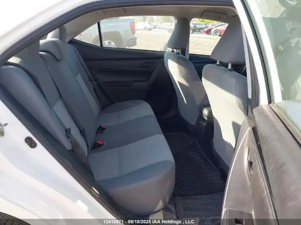 2T1BURHE1HC885862 2017 TOYOTA COROLLA - Image 8