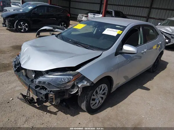 2T1BURHE1HC895159 2017 TOYOTA COROLLA - Image 2
