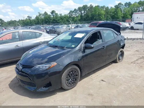 2T1BURHE1HC903048 2017 TOYOTA COROLLA - Image 2